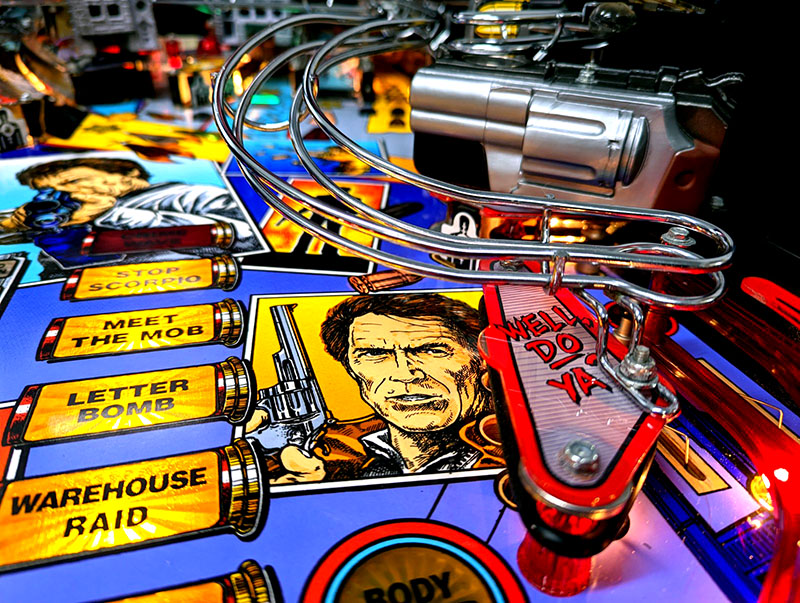Dirty Harry Pinball Machine - Revolver
